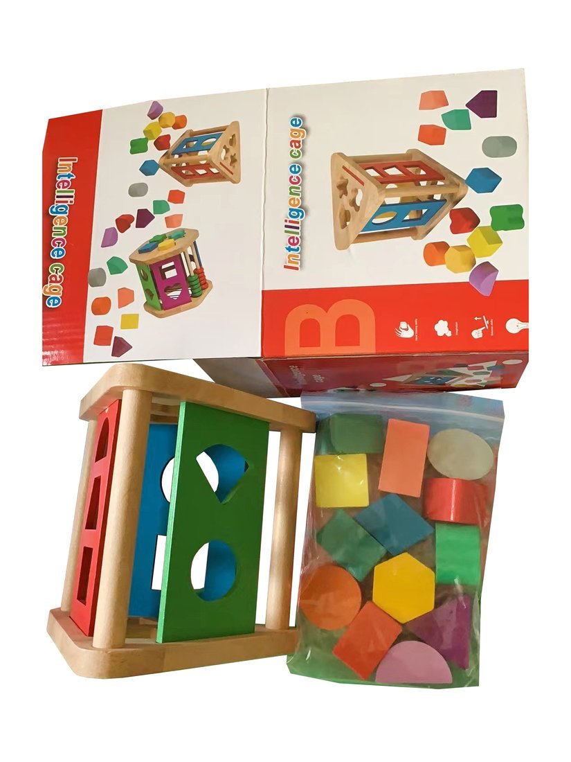 Игрушка детская развивающая: Сортер, коробка